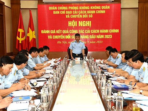 Trung tướng Nguyễn Văn Hiền chủ trì Hội nghị đánh giá kết quả triển khai công tác cải cách hành chính và chuyển đổi số
